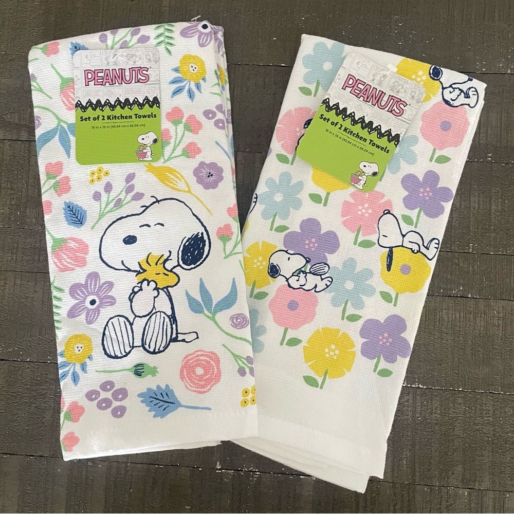 Peanuts Snoopy Kitchen Hand Towels BUNDLE of TWO SETS = 4 towels, 2 patterns!
